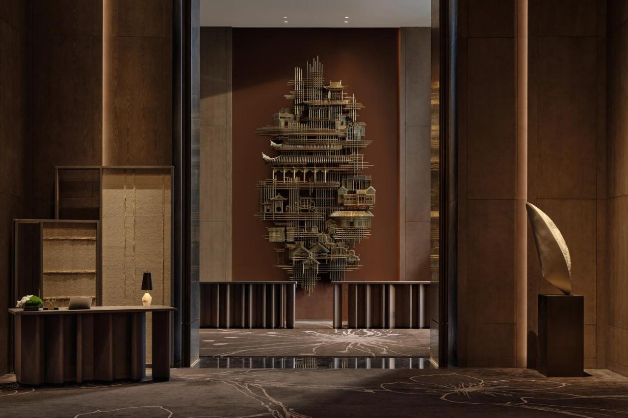 Conrad Shenzhen, The First Art Museum Hotel In Greater Bay Area With The Stunning Bay And Sunset View In The Hotel Terrace Exteriér fotografie