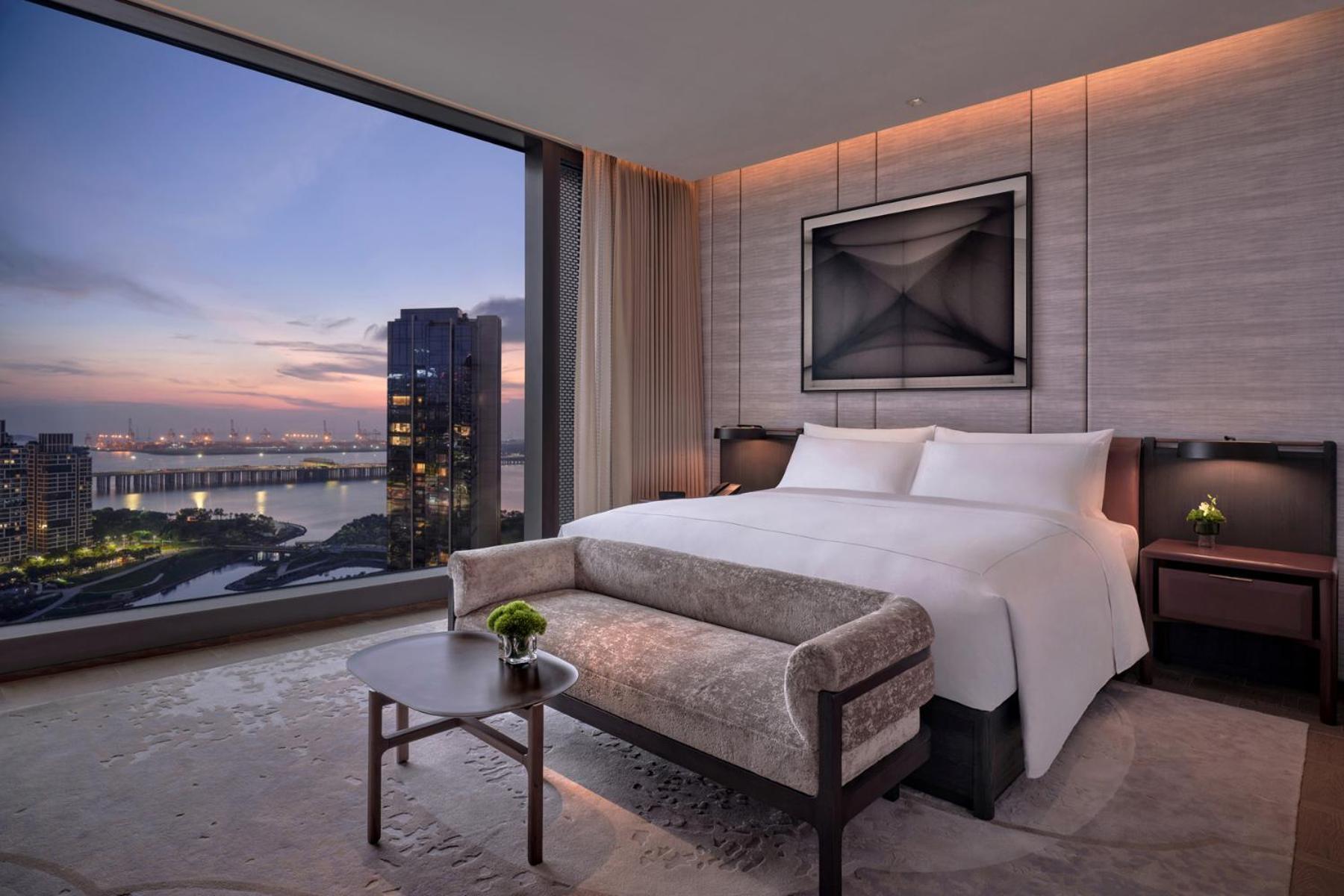 Conrad Shenzhen, The First Art Museum Hotel In Greater Bay Area With The Stunning Bay And Sunset View In The Hotel Terrace Exteriér fotografie