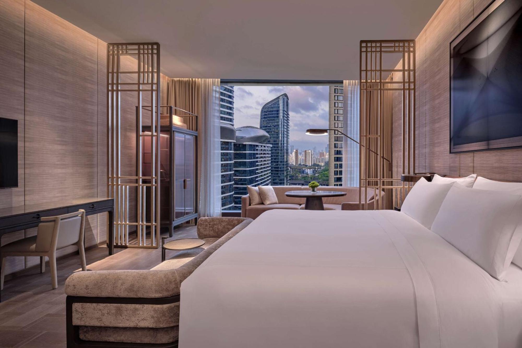 Conrad Shenzhen, The First Art Museum Hotel In Greater Bay Area With The Stunning Bay And Sunset View In The Hotel Terrace Exteriér fotografie